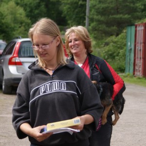 Linda och Ciwi vann blåbärsklassen i agility